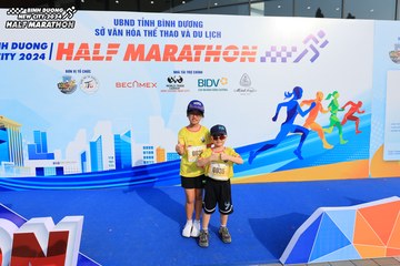 BINH DUONG NEW CITY HALF MARATHON 2024 - Ảnh #1724119