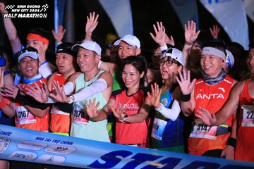 BINH DUONG NEW CITY HALF MARATHON 2024 - Ảnh #1737633