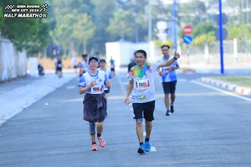 BINH DUONG NEW CITY HALF MARATHON 2024 - Ảnh #1770244