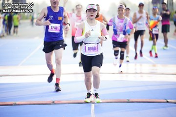 BINH DUONG NEW CITY HALF MARATHON 2024 - Ảnh #1759072