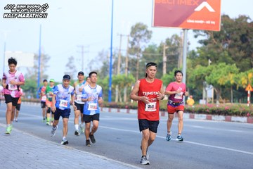 BINH DUONG NEW CITY HALF MARATHON 2024 - Ảnh #1776268