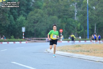 BINH DUONG NEW CITY HALF MARATHON 2024 - Ảnh #1735865