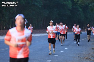 BINH DUONG NEW CITY HALF MARATHON 2024 - Ảnh #1750067