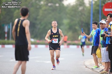 BINH DUONG NEW CITY HALF MARATHON 2024 - Ảnh #1736305