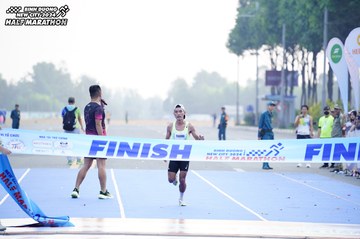 BINH DUONG NEW CITY HALF MARATHON 2024 - Ảnh #1771290