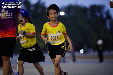BINH DUONG NEW CITY HALF MARATHON 2024 - Ảnh #1725994