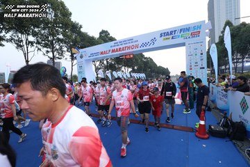 BINH DUONG NEW CITY HALF MARATHON 2024 - Ảnh #1738214