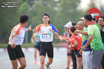 BINH DUONG NEW CITY HALF MARATHON 2024 - Ảnh #1736568