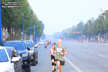 BINH DUONG NEW CITY HALF MARATHON 2024 - Ảnh #1739637