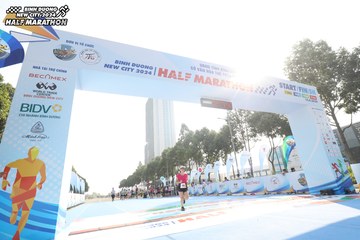 BINH DUONG NEW CITY HALF MARATHON 2024 - Ảnh #1819019