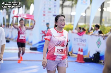 BINH DUONG NEW CITY HALF MARATHON 2024 - Ảnh #1762224