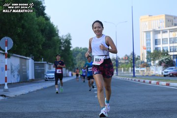 BINH DUONG NEW CITY HALF MARATHON 2024 - Ảnh #1776229