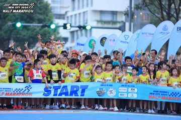 BINH DUONG NEW CITY HALF MARATHON 2024 - Ảnh #1729051