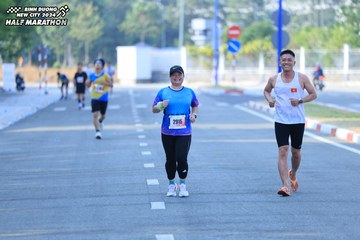 BINH DUONG NEW CITY HALF MARATHON 2024 - Ảnh #1771512