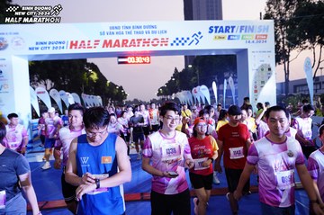 BINH DUONG NEW CITY HALF MARATHON 2024 - Ảnh #1737390