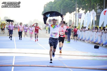BINH DUONG NEW CITY HALF MARATHON 2024 - Ảnh #1762399