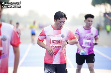 BINH DUONG NEW CITY HALF MARATHON 2024 - Ảnh #1757988