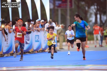 BINH DUONG NEW CITY HALF MARATHON 2024 - Ảnh #1728583