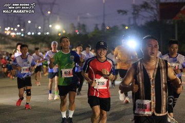 BINH DUONG NEW CITY HALF MARATHON 2024 - Ảnh #1741147