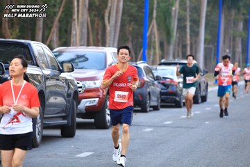 BINH DUONG NEW CITY HALF MARATHON 2024 - Ảnh #1756145