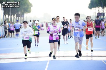 BINH DUONG NEW CITY HALF MARATHON 2024 - Ảnh #1760671