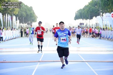 BINH DUONG NEW CITY HALF MARATHON 2024 - Ảnh #1760959