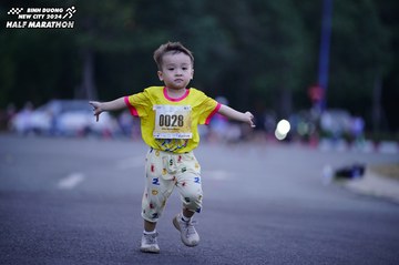 BINH DUONG NEW CITY HALF MARATHON 2024 - Ảnh #1724879