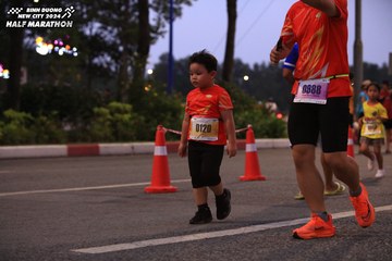 BINH DUONG NEW CITY HALF MARATHON 2024 - Ảnh #1728389