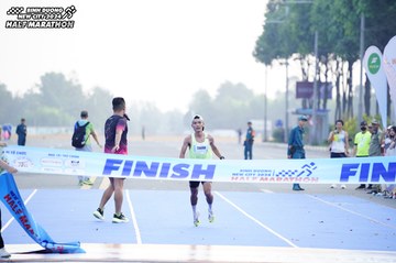 BINH DUONG NEW CITY HALF MARATHON 2024 - Ảnh #1771283
