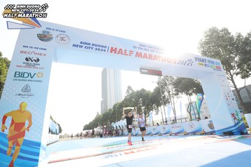 BINH DUONG NEW CITY HALF MARATHON 2024 - Ảnh #1819015