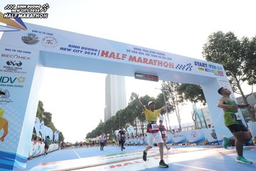 BINH DUONG NEW CITY HALF MARATHON 2024 - Ảnh #1821389