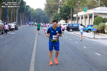 BINH DUONG NEW CITY HALF MARATHON 2024 - Ảnh #1755700