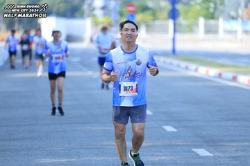 BINH DUONG NEW CITY HALF MARATHON 2024 - Ảnh #1771175