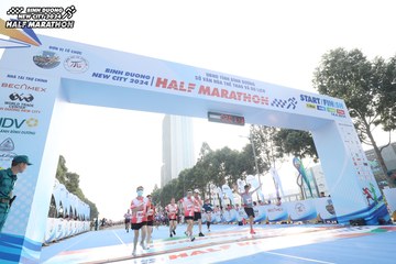 BINH DUONG NEW CITY HALF MARATHON 2024 - Ảnh #1821926