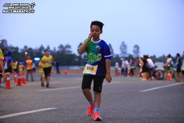 BINH DUONG NEW CITY HALF MARATHON 2024 - Ảnh #1728185