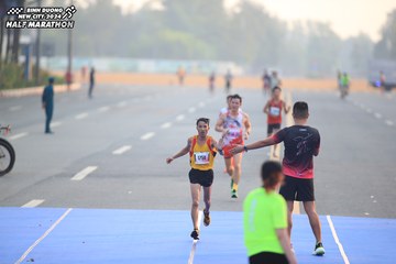 BINH DUONG NEW CITY HALF MARATHON 2024 - Ảnh #1739355
