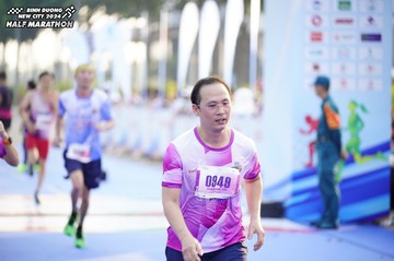 BINH DUONG NEW CITY HALF MARATHON 2024 - Ảnh #1759555