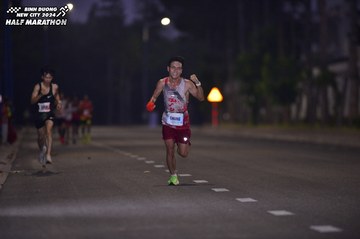 BINH DUONG NEW CITY HALF MARATHON 2024 - Ảnh #1755639