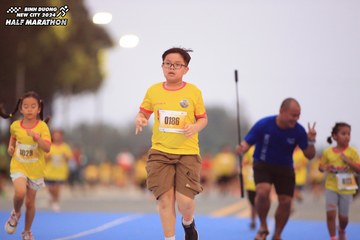 BINH DUONG NEW CITY HALF MARATHON 2024 - Ảnh #1724331