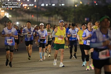 BINH DUONG NEW CITY HALF MARATHON 2024 - Ảnh #1741485