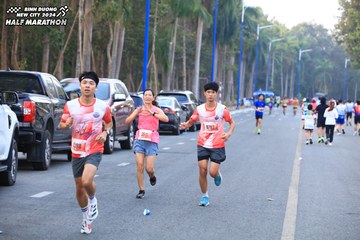 BINH DUONG NEW CITY HALF MARATHON 2024 - Ảnh #1755921