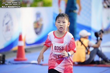 BINH DUONG NEW CITY HALF MARATHON 2024 - Ảnh #1763038