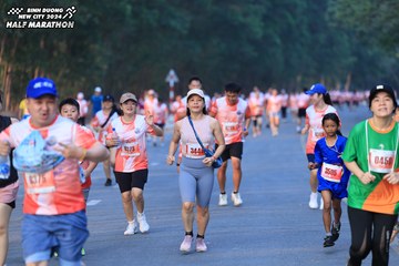 BINH DUONG NEW CITY HALF MARATHON 2024 - Ảnh #1772410