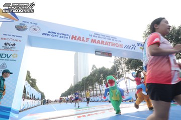 BINH DUONG NEW CITY HALF MARATHON 2024 - Ảnh #1821826