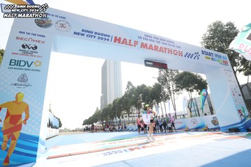 BINH DUONG NEW CITY HALF MARATHON 2024 - Ảnh #1819139