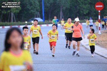 BINH DUONG NEW CITY HALF MARATHON 2024 - Ảnh #1726598