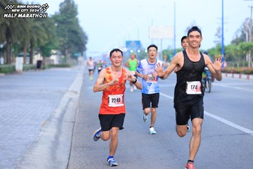 BINH DUONG NEW CITY HALF MARATHON 2024 - Ảnh #1766239