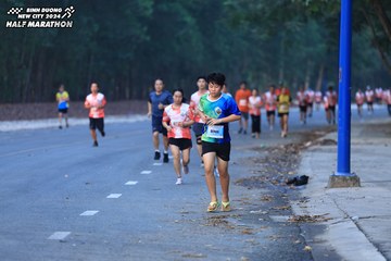 BINH DUONG NEW CITY HALF MARATHON 2024 - Ảnh #1750154