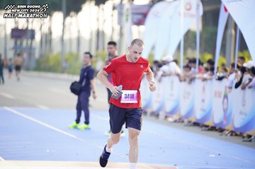 BINH DUONG NEW CITY HALF MARATHON 2024 - Ảnh #1757321