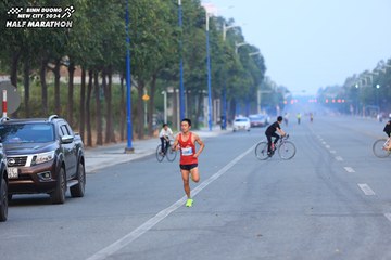 BINH DUONG NEW CITY HALF MARATHON 2024 - Ảnh #1739434